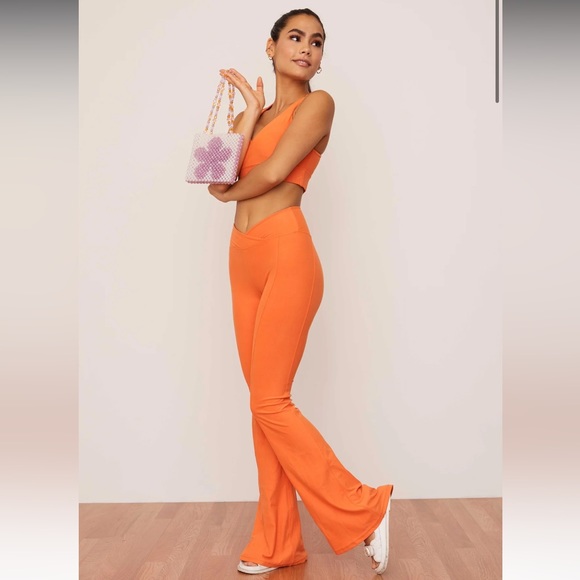 Sustainable Wolven Flared Crossover Waistband Tangerine Leggings - Picture 7 of 9